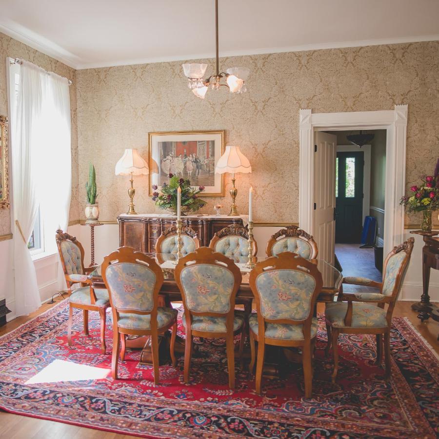 Grand Victorian Manor & Cottage Boonville Eksteriør billede